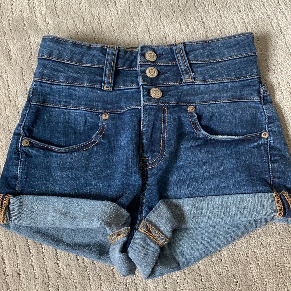 high waisted denim jean shorts